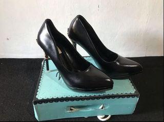 Nine West