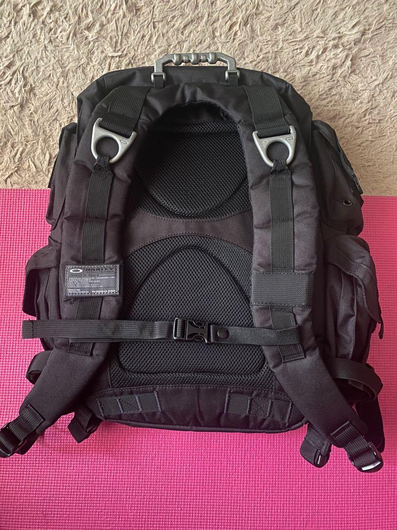 Oakley Tactical Field Gear Backpack, Men's Fashion, Bags, Backpacks on ...