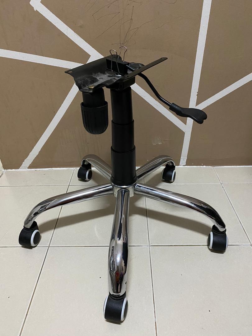 Gaming chair with base sales