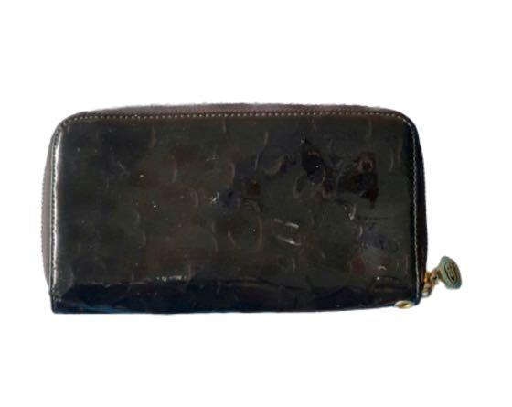 Omar Sharif Wallet (Category: Luxury Bags & Wallets) located in Quezon City. Submitted by msiscloset (Listing ID 1015542658, Image 1). Description: Zip around closure Deep purple/violet patent leather With multiple card slots With bills compartment With zip closure compartment for coins #purplewallet #violetwallet #ziparoundwallet #longwallet #zipperwallet #patentwallet .