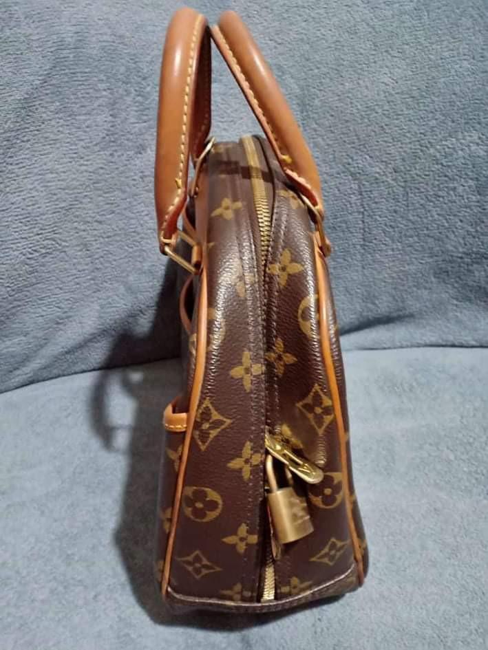 Rank AB｜ LV Vintage Monogram Cartesier PM Shouldbag ｜23042810