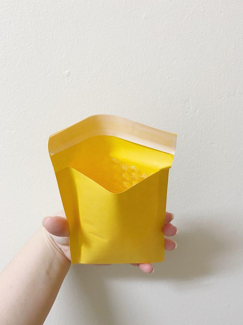 Padded envelope/ bubble envelope (Category: Stationery & School Supplies) located in Singapore. Submitted by browniex (Listing ID 1015691682, Image 3). Description: ▪️Small padded envelope suitable for small gifts/ accessories mailing!! ▪️Size: 11cmx15cm (+4cm flap) ▪️10pcs for $4 ▪️Colour: Mustard yellow (true to 1st pic) ▪️Free normal mailing available!! .