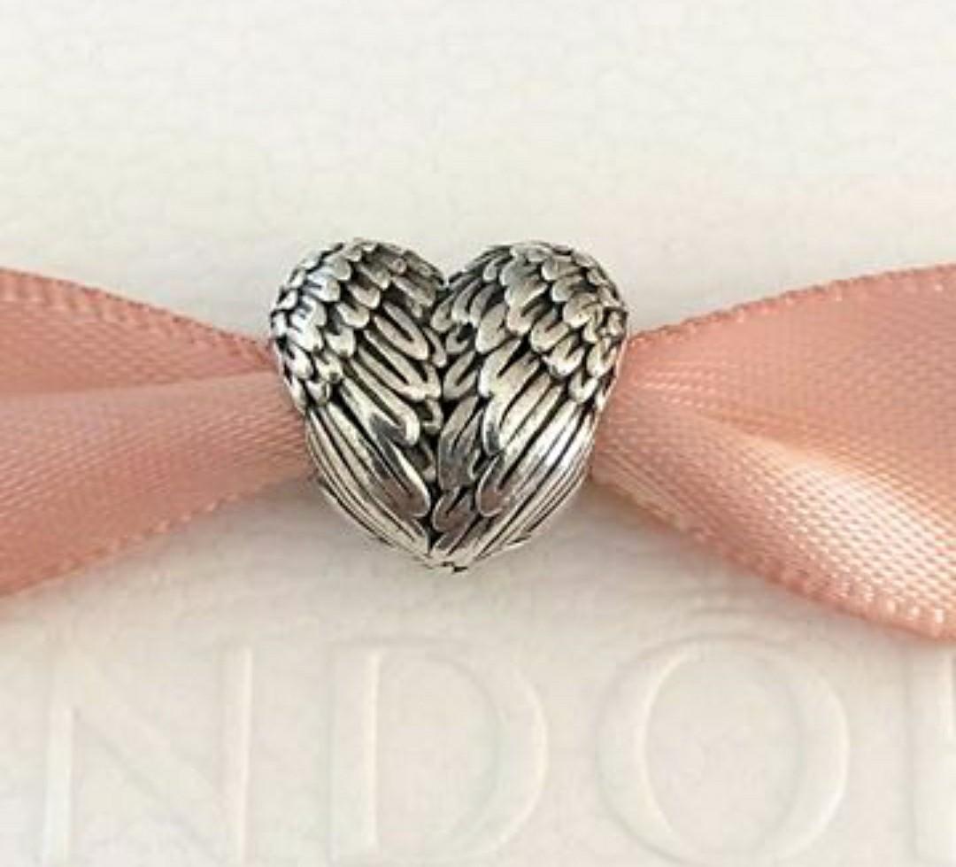 Pandora heart store feather charm