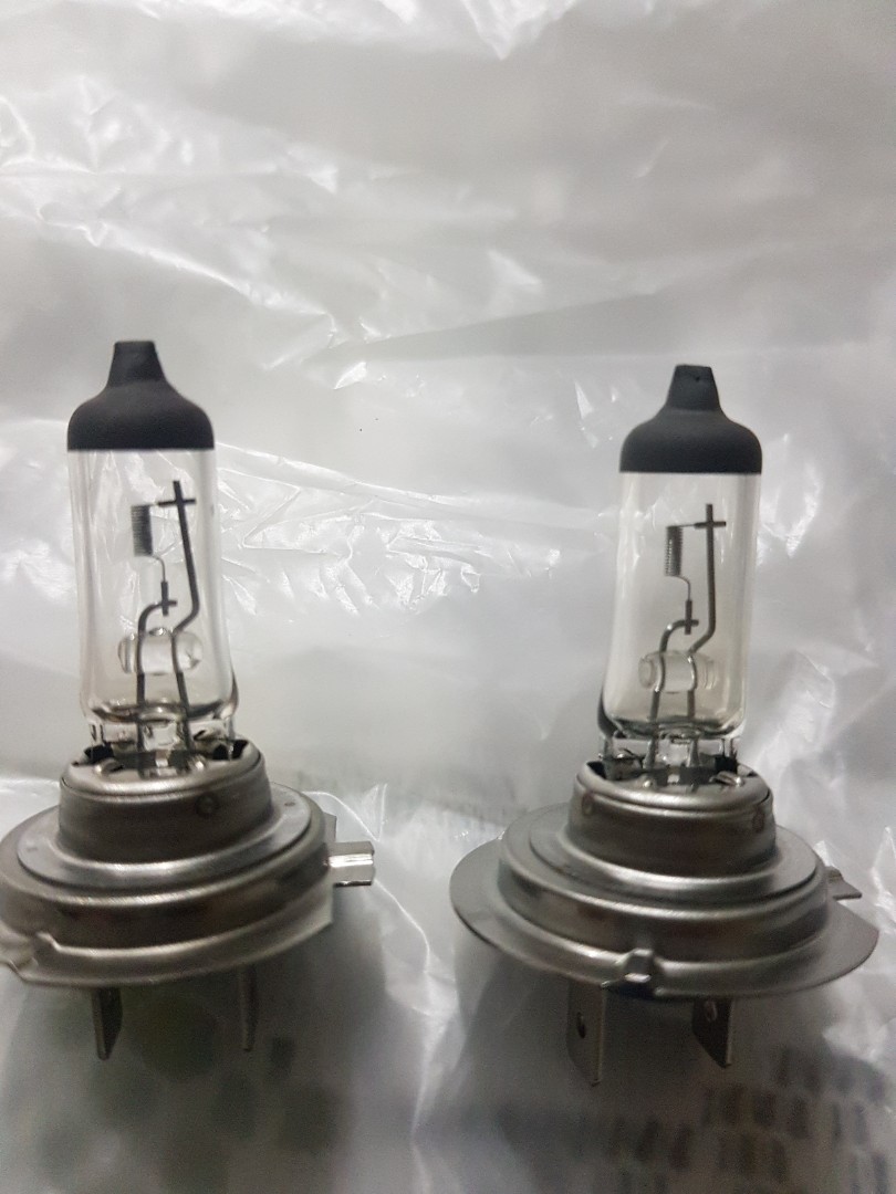 Phillips H7 headlight bulb, Motorcycles, Motorcycle Accessories on