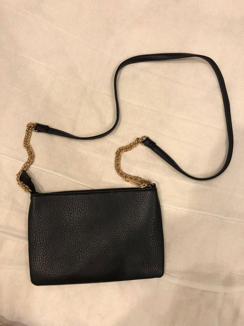 River island black chain crossbody bag, Women's Fashion, Bags & Wallets