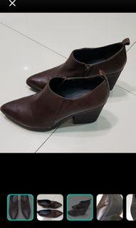 Sepatu kulit staccato