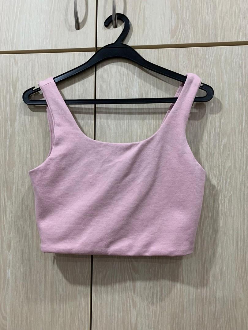 [Tinsel Rack] Dan Basic Top (Category: Sleeveless) located in Singapore. Submitted by dinosaur88 (Listing ID 1015661115, Image 2). Description: ⭐Item : [Tinsel Rack] Dan Basic Top ⭐Size : S ⭐Colour : Pink ⭐Condition : Brand New ⭐Price :$22 (UP :$30) ⭐Meet up @north area (FREE) / Self collect (FREE) / Mailing (FREE) Terms & Conditions : - Items sold are non-refundable. - Slight nego is okay 😉👍.
