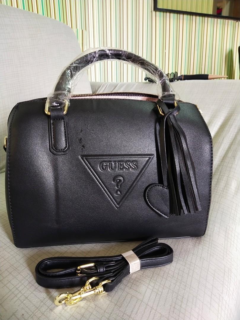 Top Grade Guess doctor bag, Fashion, Bags & Wallets, Cross-body Bags on Carousell