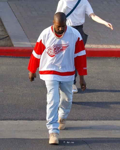 red wings jersey shirt