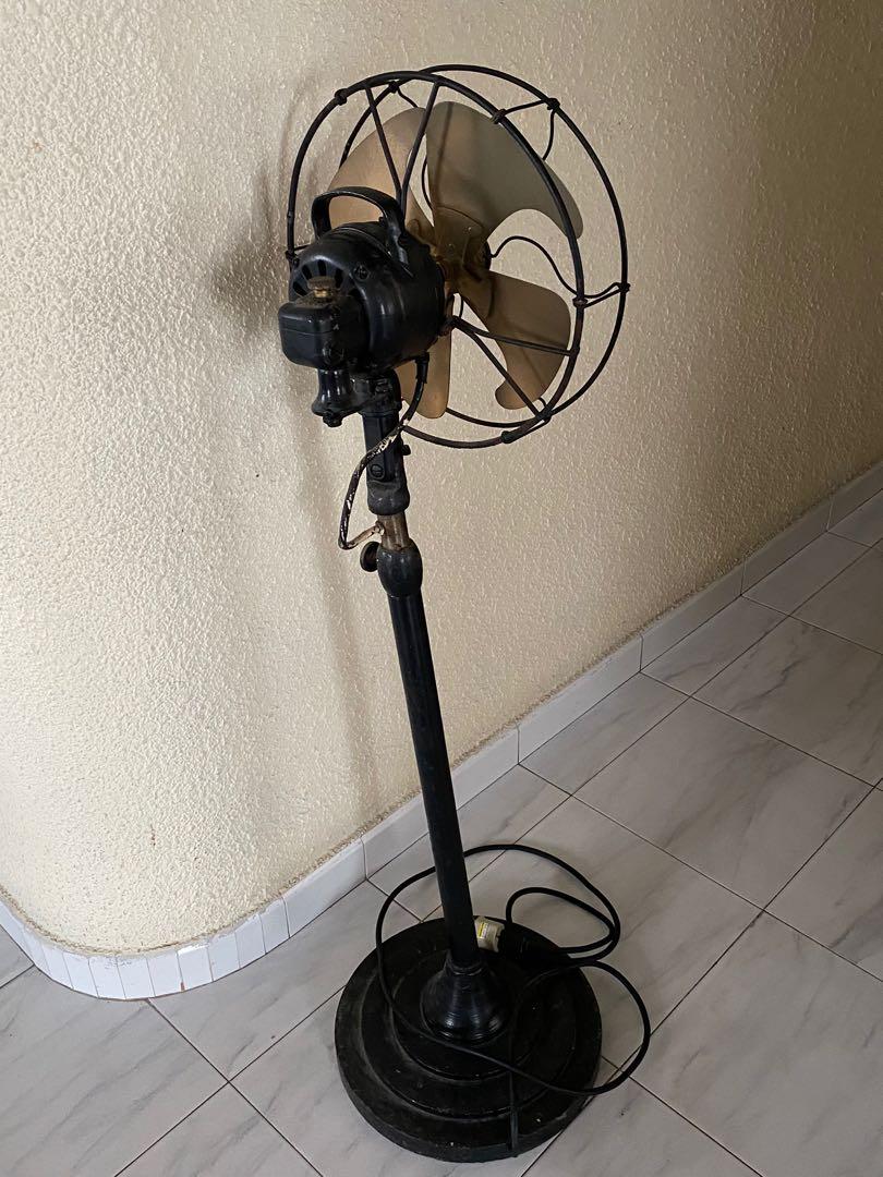 Vintage GE Pedestal Fan price reduced , Hobbies & Toys, Memorabilia