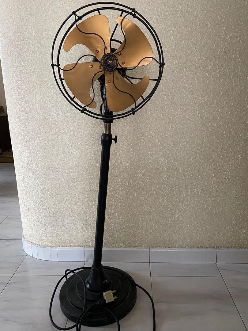 Vintage GE Pedestal Fan price reduced , Hobbies & Toys, Memorabilia