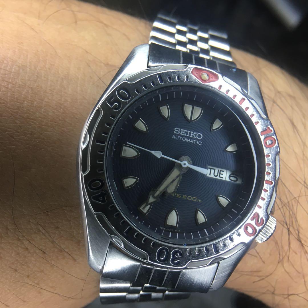 Vintage Seiko SKX005 Vinyl Dial mid size divers, Men's Fashion, Watches &  Accessories, Watches on Carousell