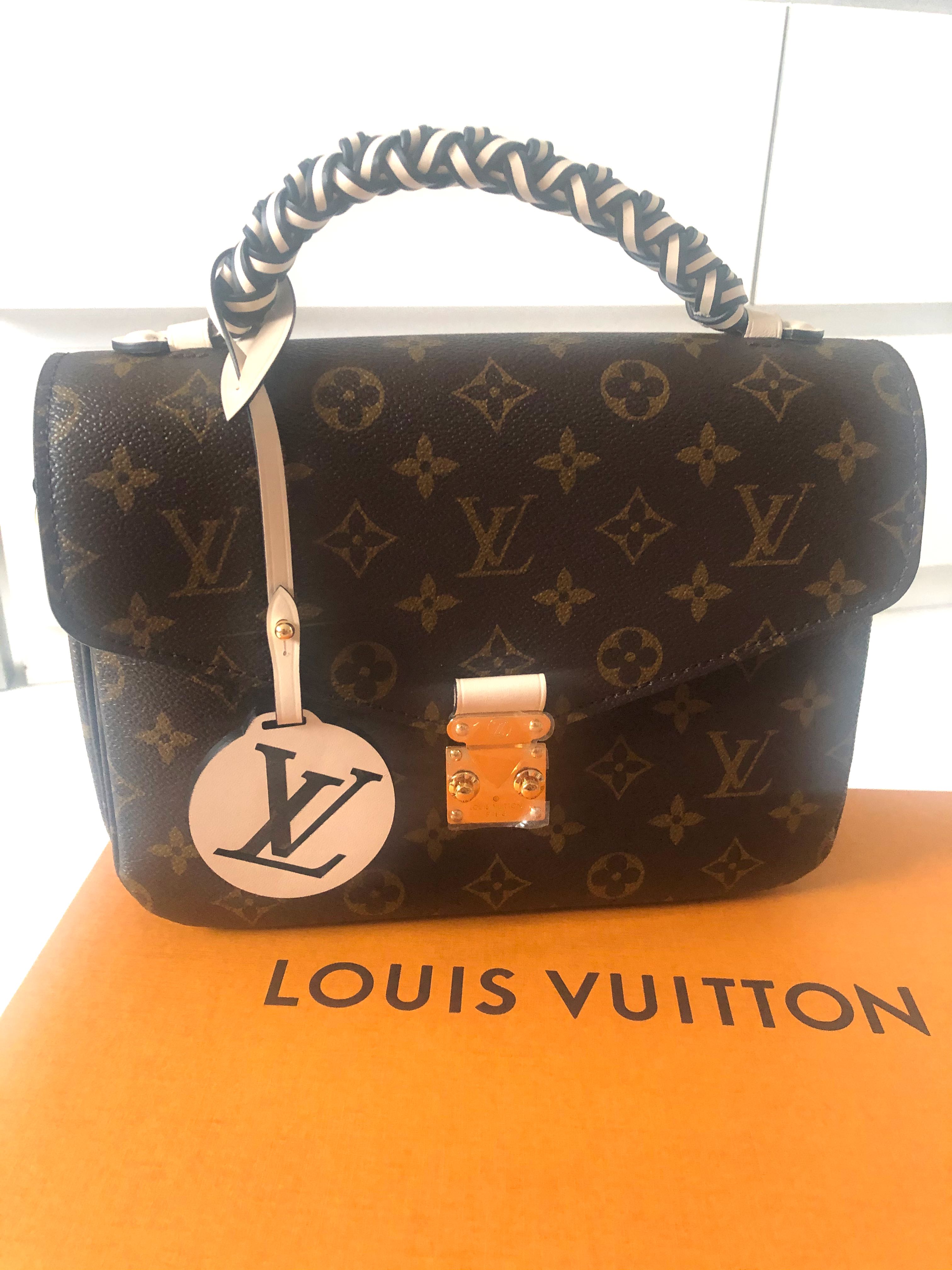 100% Authentic BNWT Louis Vuitton Pochette Metis Braided Handle in Cream  White, Luxury, Bags & Wallets on Carousell