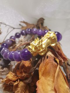 (Category: ) located in . Submitted by two.two.k.gold (Listing ID 1015839780, Image 1). Description: .