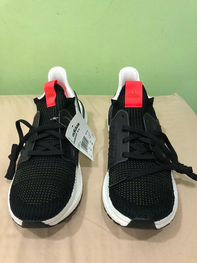 Adidas ultra boost tech olive 2025  core black  solar red