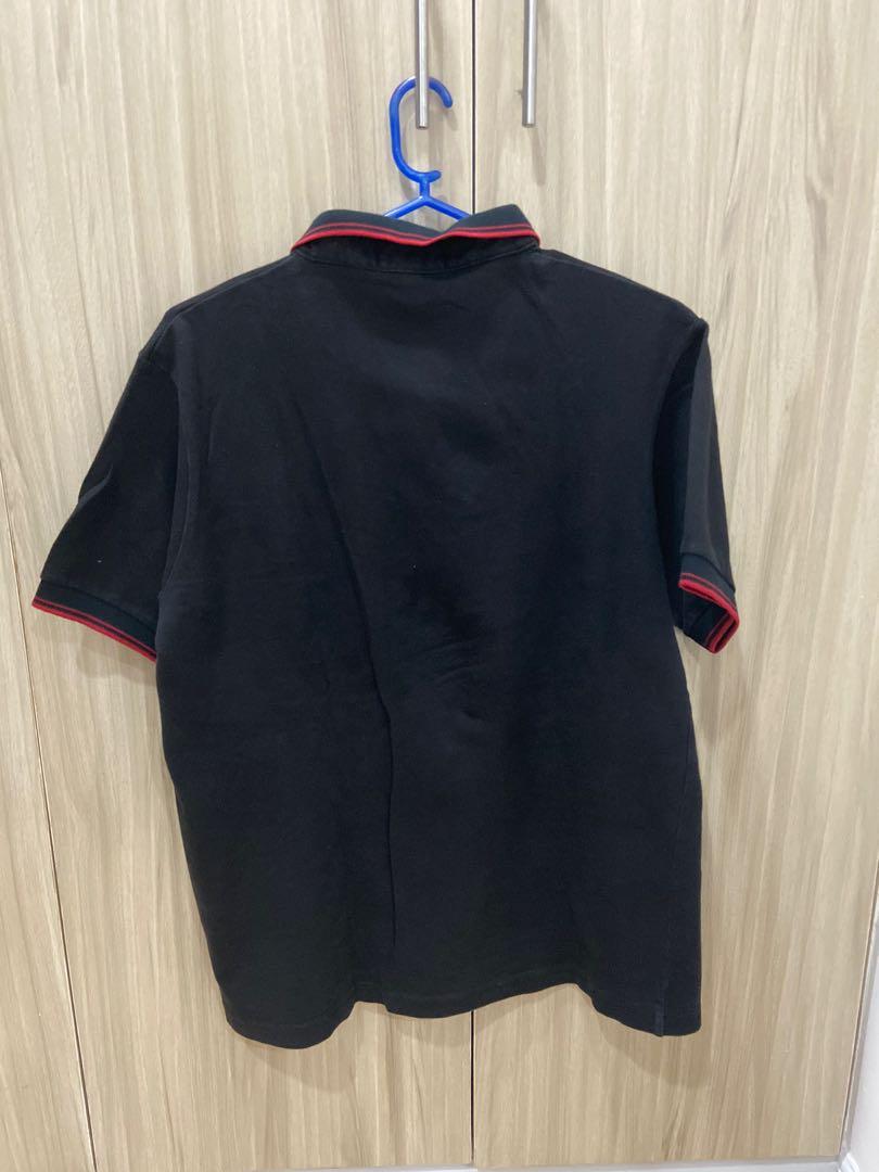 Authentic Fred Perry Poloshirt (Category: Tshirts & Polo Shirts ) located in Quezon City. Submitted by argomda (Listing ID 1015898809, Image 2). Description: 100% authentic or your money back Size M mens 8/10 condition— see pictures RFS: decluttering Dimensions— 24.5 inches (length) x 19 inches (width) Payment via gcash, bdo deposit or Cash-on-delivery via lalamove Meetup in fisher mall / shipping ONLY.