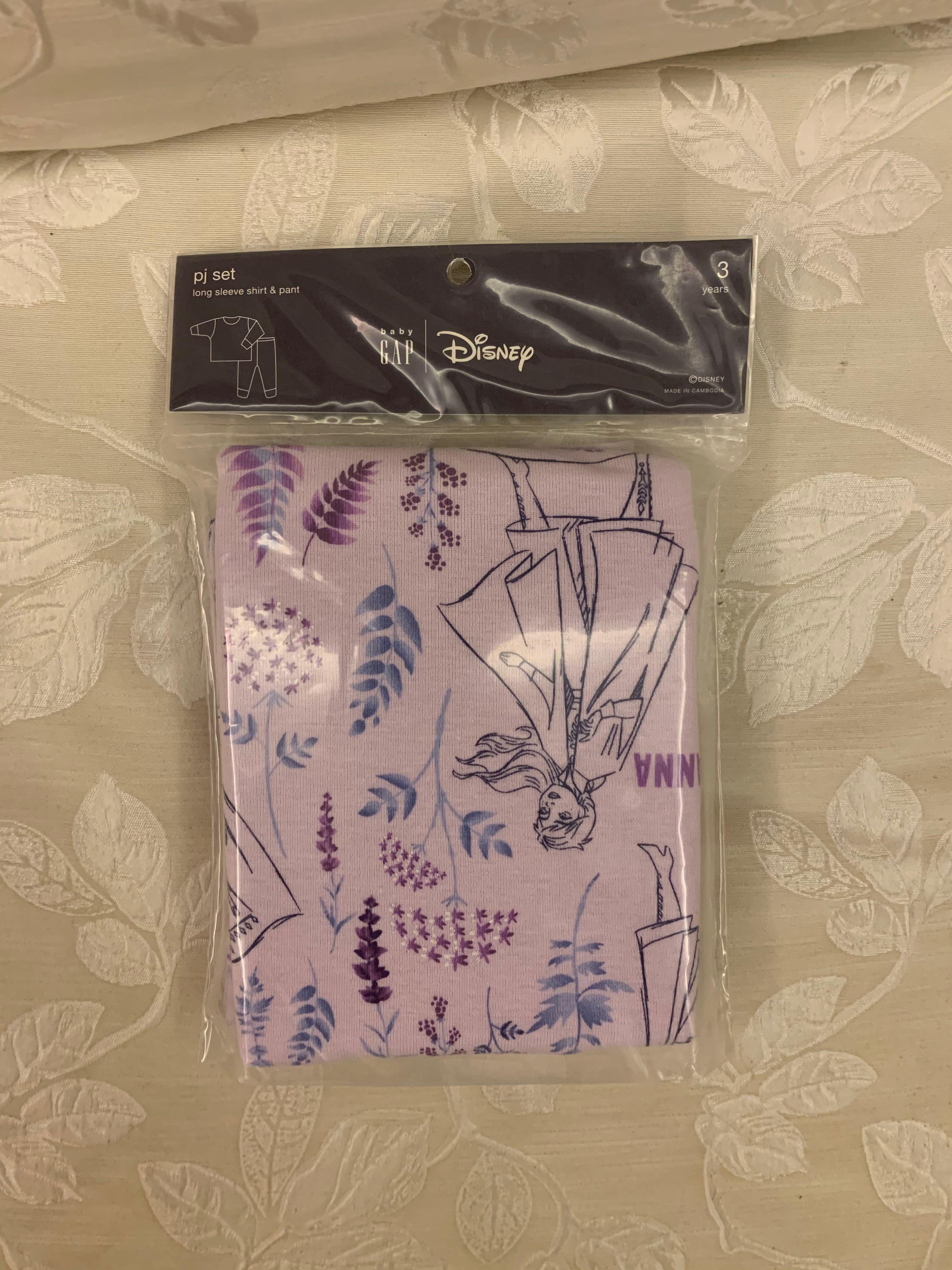 gap frozen pajamas