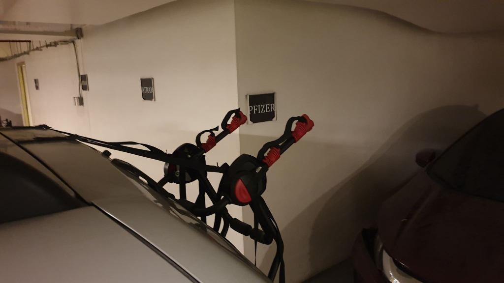 Bell Cantilever 200 2Bicycle Trunk Rack for Car SUV Sale Swap, Sports