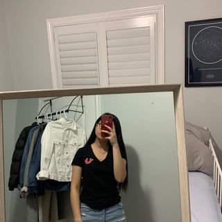 (Category: ) located in . Submitted by itsmnxo (Listing ID 1015798216, Image 1). Description: .