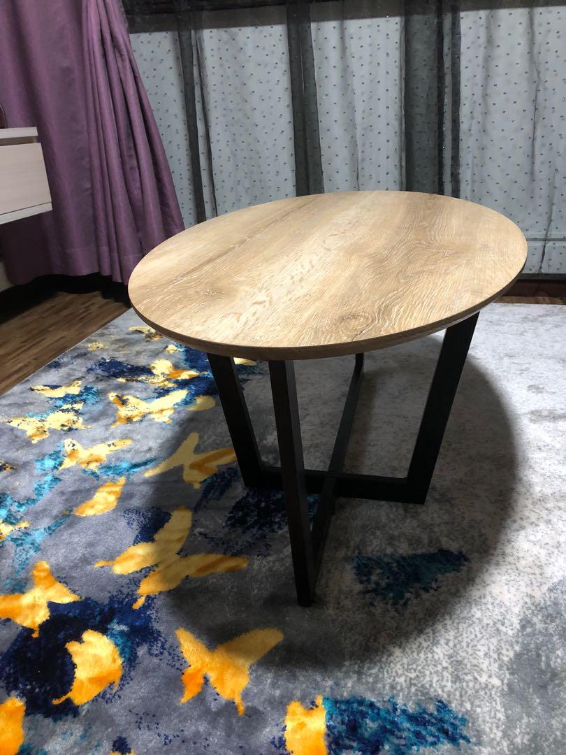 Coffee Table (Category: Tables & Sets) located in Singapore. Submitted by rockers75 (Listing ID 1015905829, Image 3). Description: Used only 1 year still in good condition. .