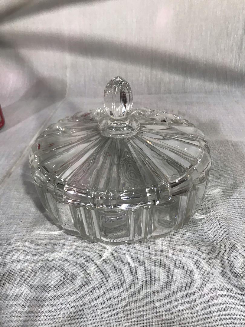 crystal candy bowl with cover #2 (Category: Food Organization & Storage) located in Makati City. Submitted by turnintocash (Listing ID 1015761637, Image 2). Description: very good condition no chips no cracks payment - BPI or Gcash.