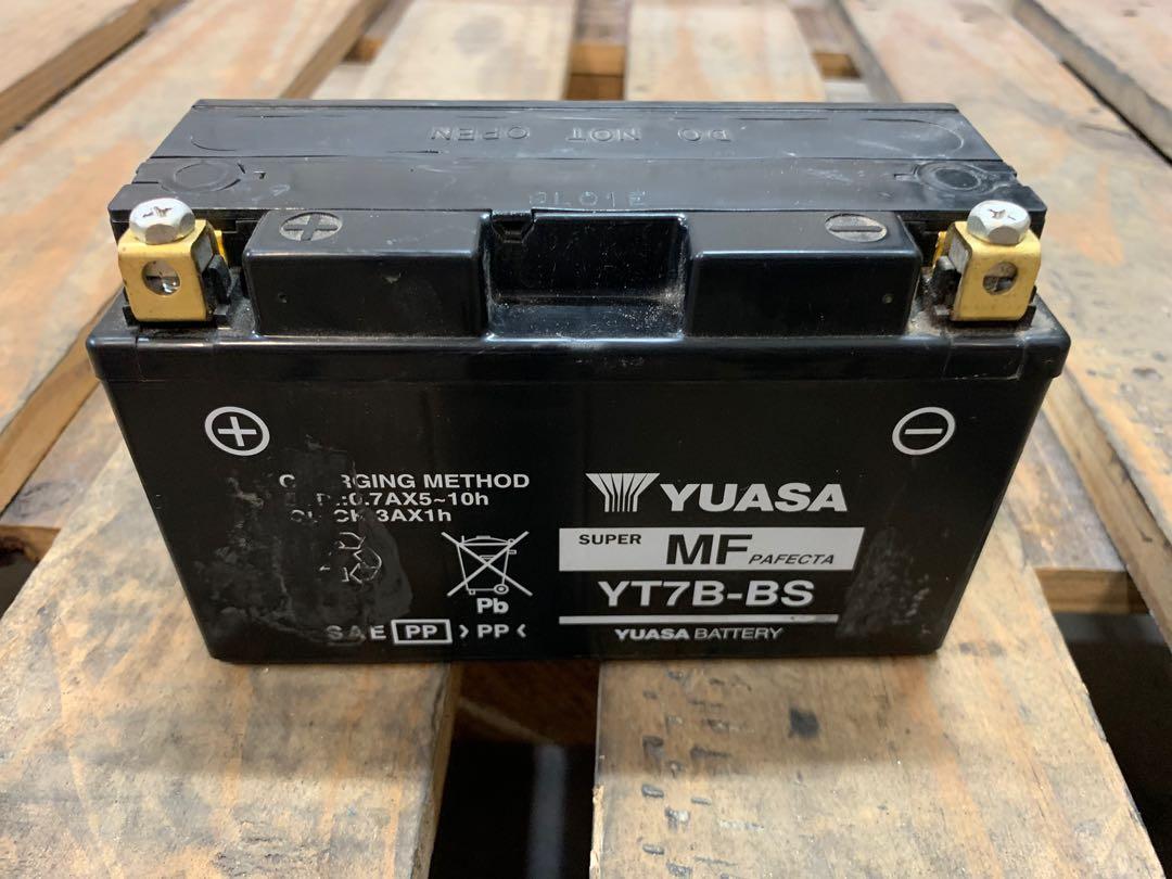 DRZ 400 battery Yuasa YT7BBS 3 months old, Motorcycles, Motorcycle
