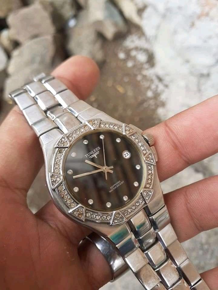 Tunlees watch sapphire price clearance