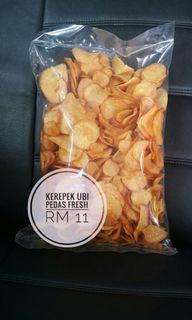 Kerepek Ubi Pedas Kering Food Drinks Packaged Snacks On Carousell