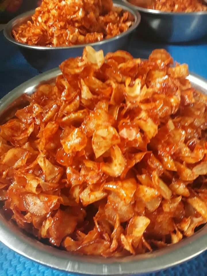 Keripik Singkong Rasa Pedas Manis Makanan Minuman Snek Di Carousell