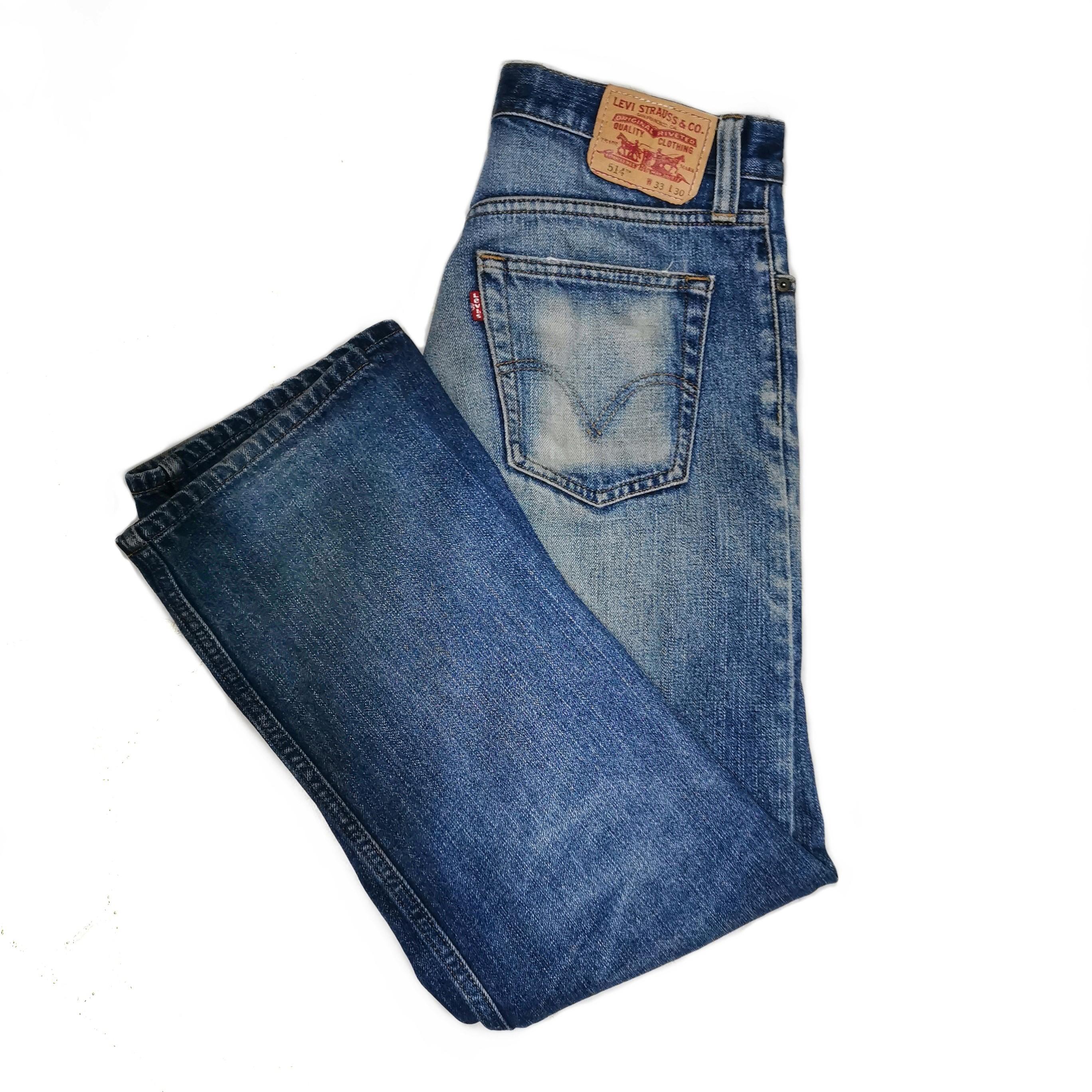 Vintage Levi's 514 Straight Fit Men's Jeans (Blue), Men's Fashion, Bottoms,  Jeans on Carousell
