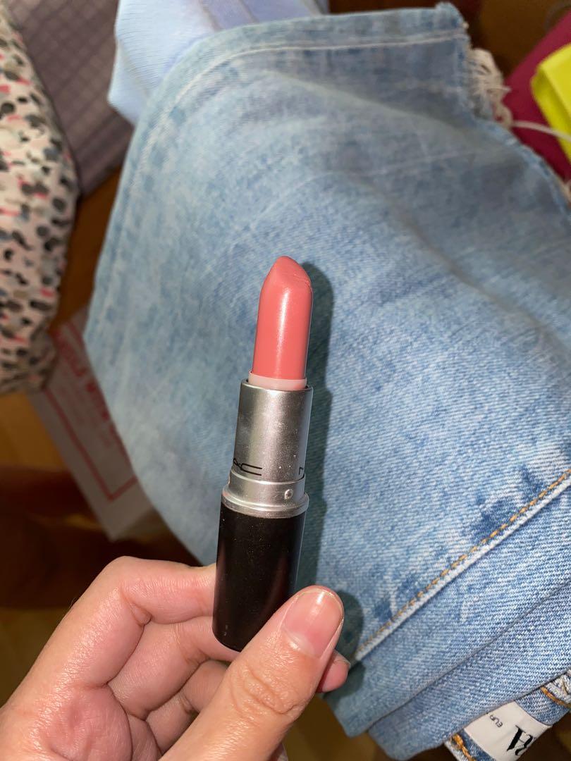cosmo amplified mac lipstick