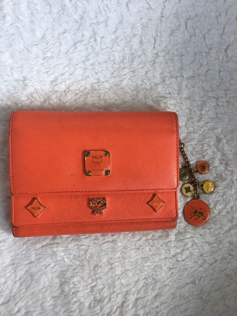 mcm tri fold medium wallet