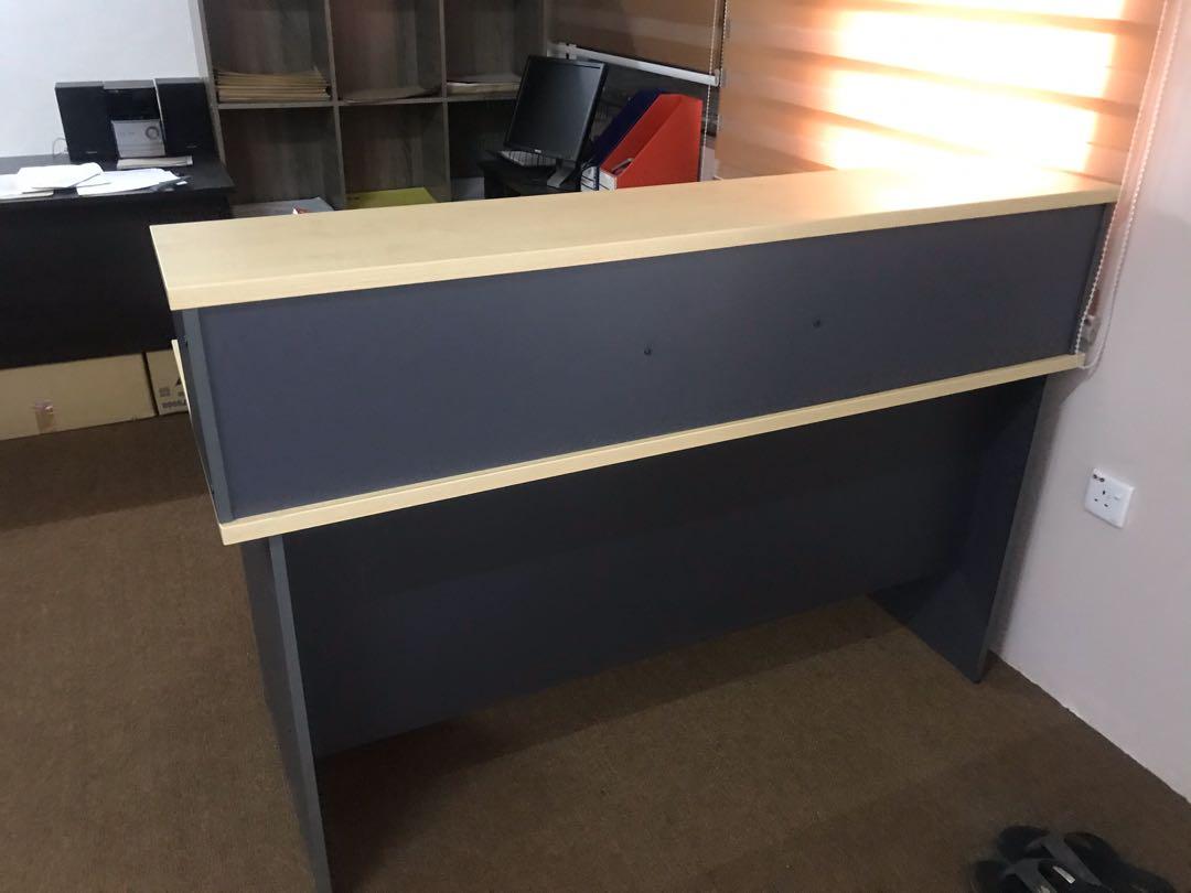 Meja kaunter pejabat, Furniture & Home Living, Furniture, Tables & Sets