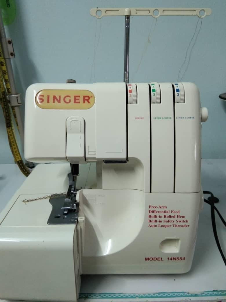 Mesin Jahit Tepi Singer Design Craft Craft Supplies Tools On Carousell