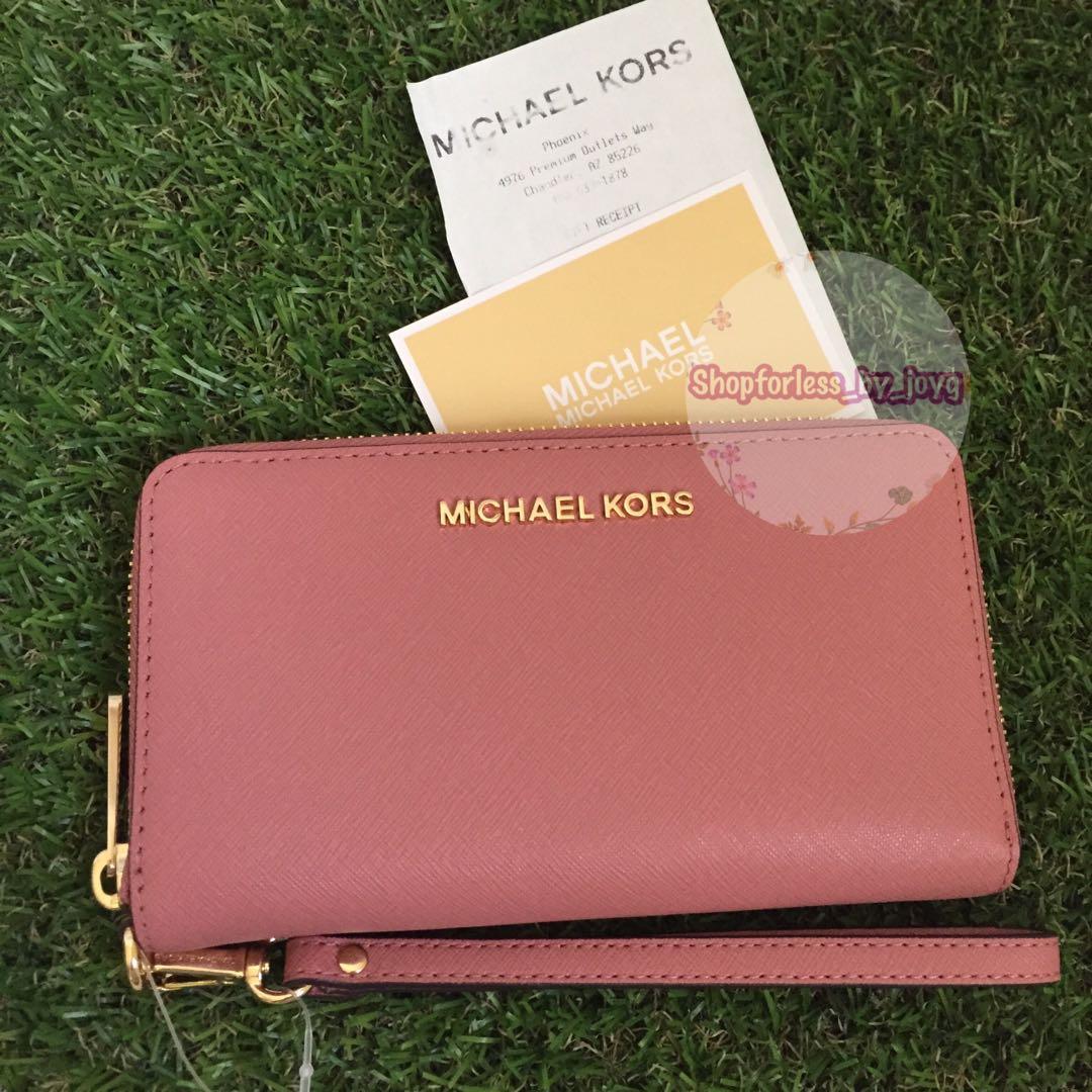 MICHAEL KORS Jet Set Travel LG Flat MF Phone Case Saffiano Leather Wristlet Wallet ROSE (Lastprice posted), Women's Fashion, & Wallets, Wallets Card holders Carousell