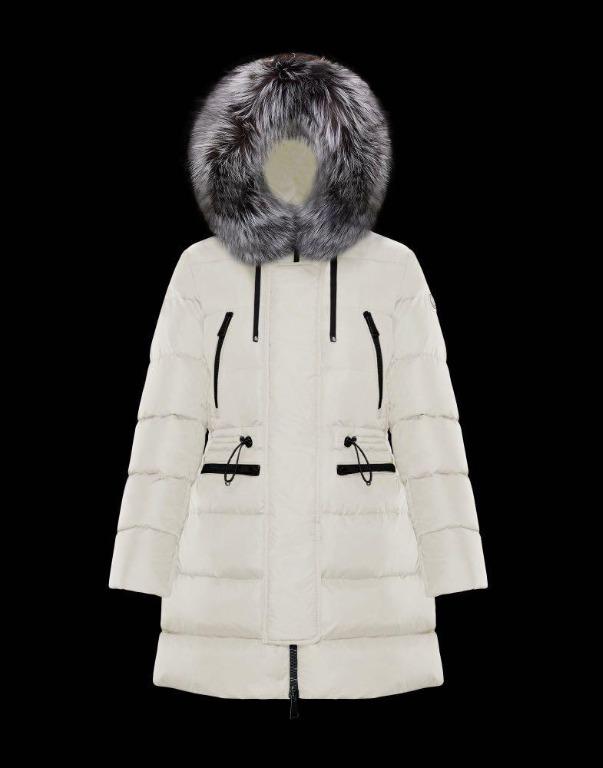 Moncler APHROTITI size 2 Carousell