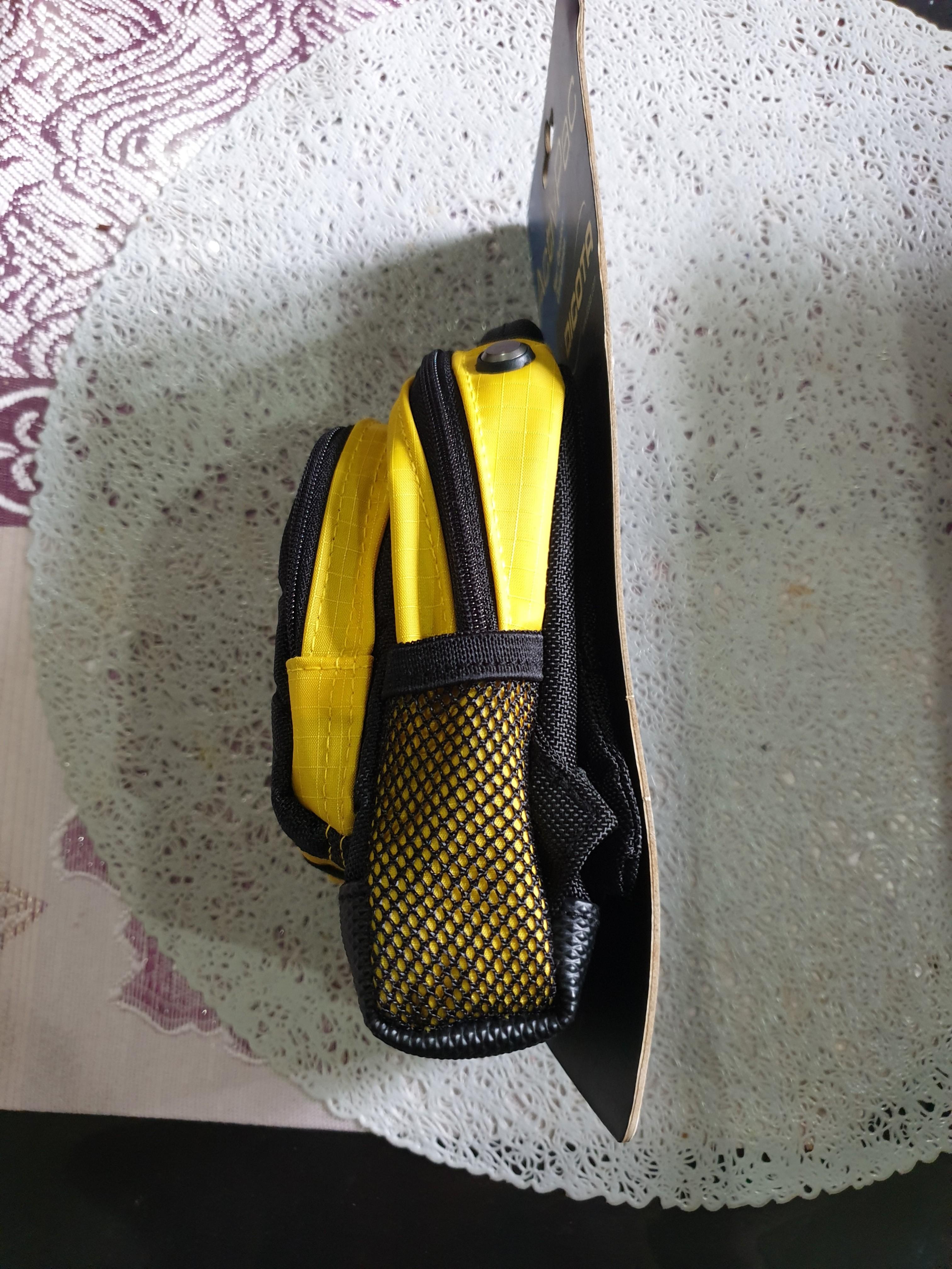 Multi-purpose Pouch (Category: Toning & Stretching Accessories) located in Singapore. Submitted by morley66 (Listing ID 1015951353, Image 2). Description: Dicota brand. Multi-purpose pouch. Use it as how u feel comfortable. Selling on behalf of friend..