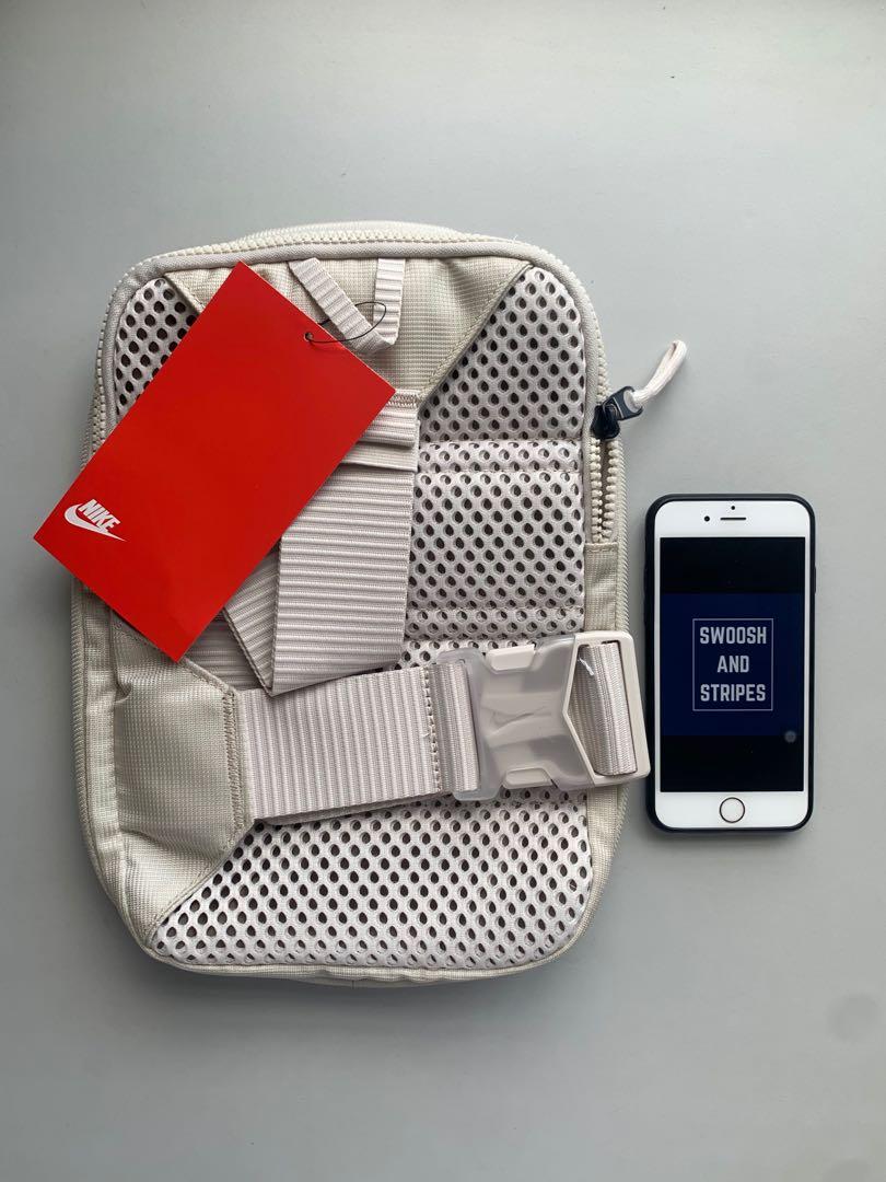 advance hip pack