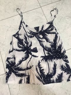 (Category: ) located in . Submitted by clothespree (Listing ID 1015827880, Image 1). Description: .
