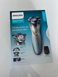 Philips Series 7000 Wet and Dry Electric Shaver, Model: S7910/16