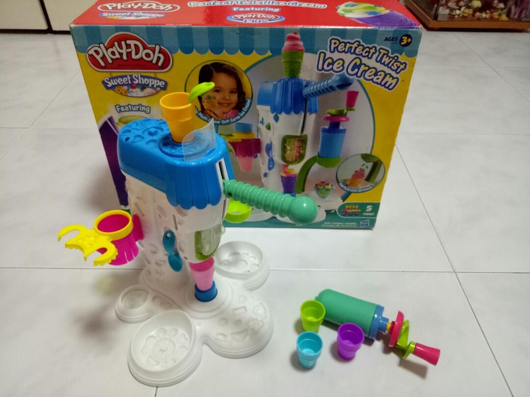 play doh perfect twist ice cream maker