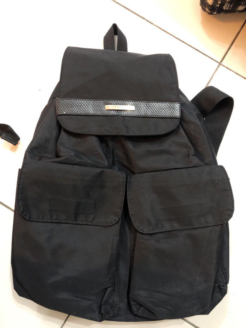 Preire Cardin Backpack (Category: Purses & Pouches) located in Shah Alam. Submitted by brandedprelovedsa (Listing ID 1015958607, Image 1). Description: Preire Cardin Backpack good condition Adidas nike coach chanel prada porter backpack millet uniqlo karrimor Bean Pole The North Face Goyard.