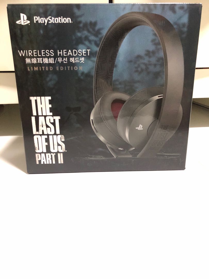 PS4 Gold Wireless Headset The Last of Us Part 2 Edition TV