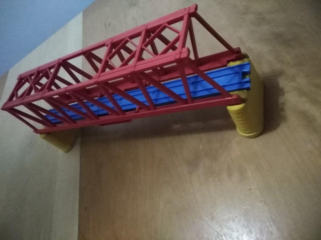 thomas the tank engine bridge