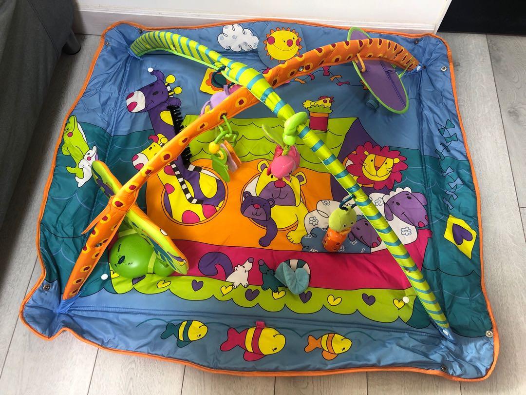 gymini kick & play tiny love