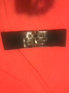 Zara wide garterized belt