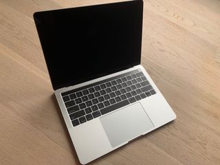 （分類：）位於 。 由 legend_hk 提交（商品編號 1016091522，圖片 1）。簡介： 。
