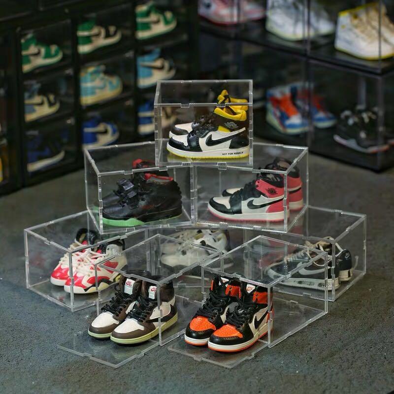 3d mini sneakers