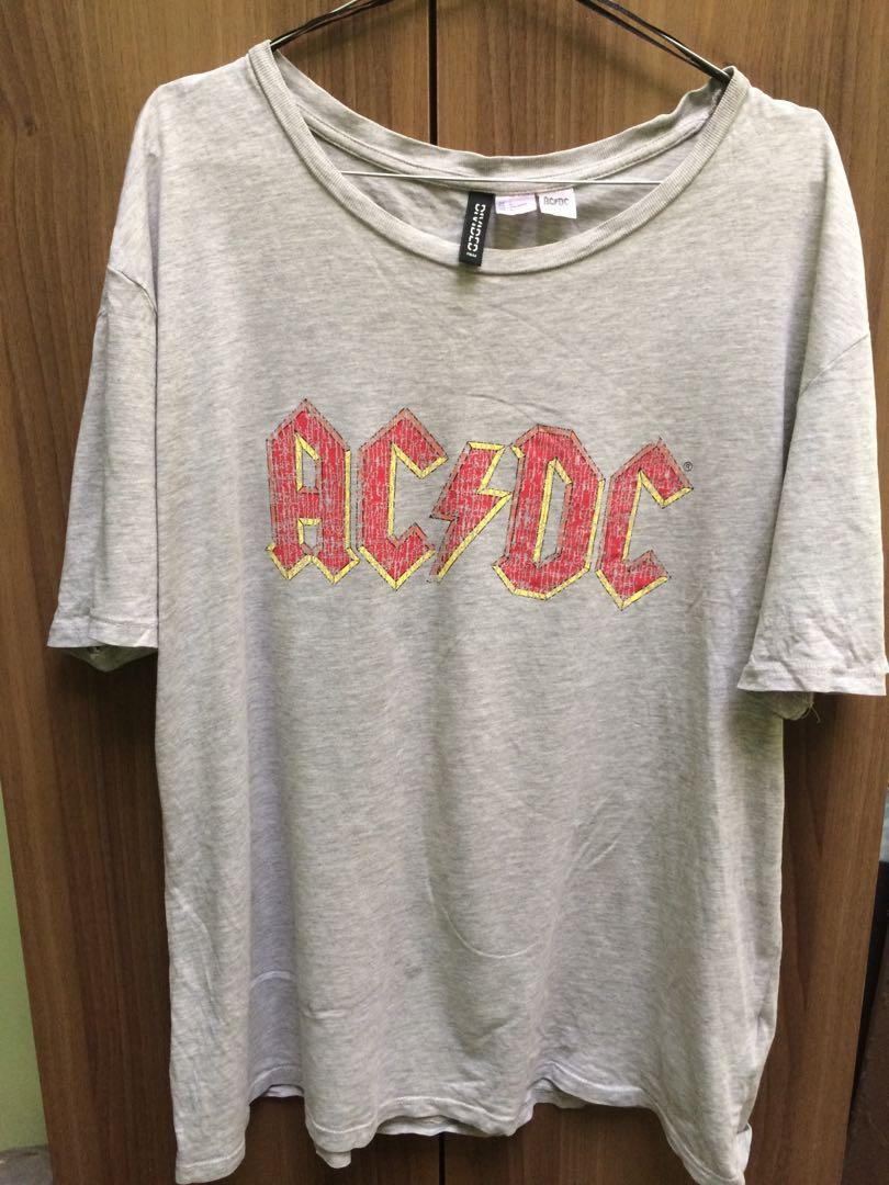 Kaos Band Acdc Official Merch H M Grey Fesyen Pria Pakaian Atasan Di Carousell