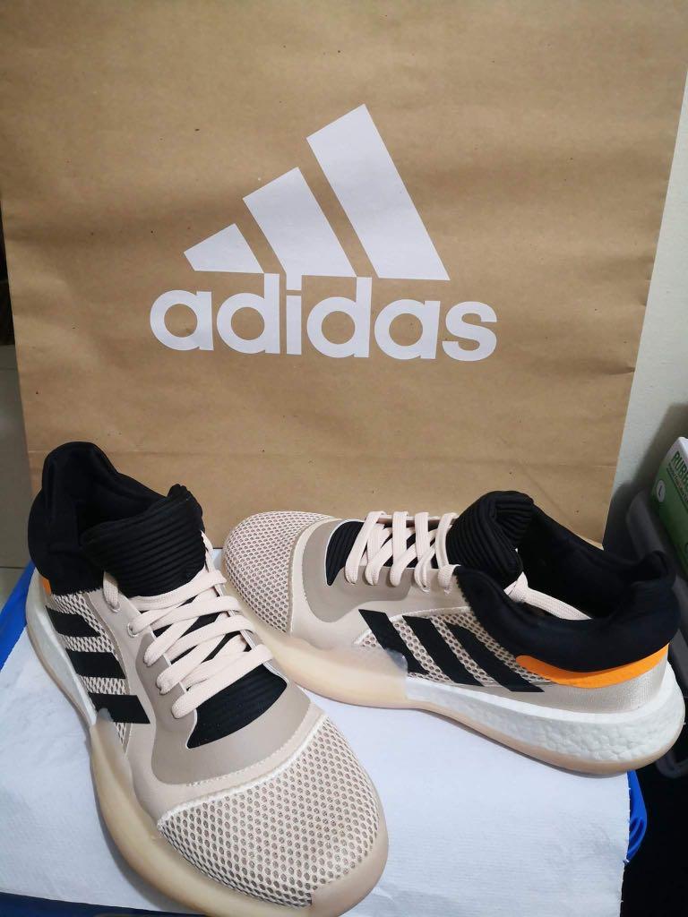 ADIDAS MARQUEE BOOST LOW, Women's Fashion, Shoes, Sneakers on Carousell